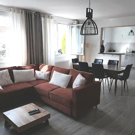 Le Reflet De La Cathedrale * サントメール