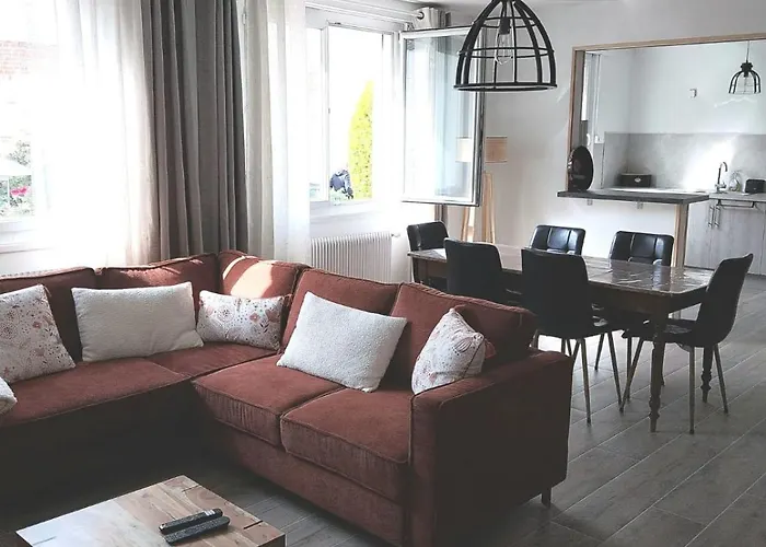 Le Reflet De La Cathédrale * Saint-Omer (Pas-de-Calais)