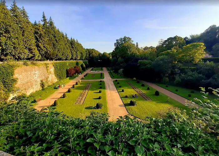 Le Reflet De La Cathédrale Appartement *